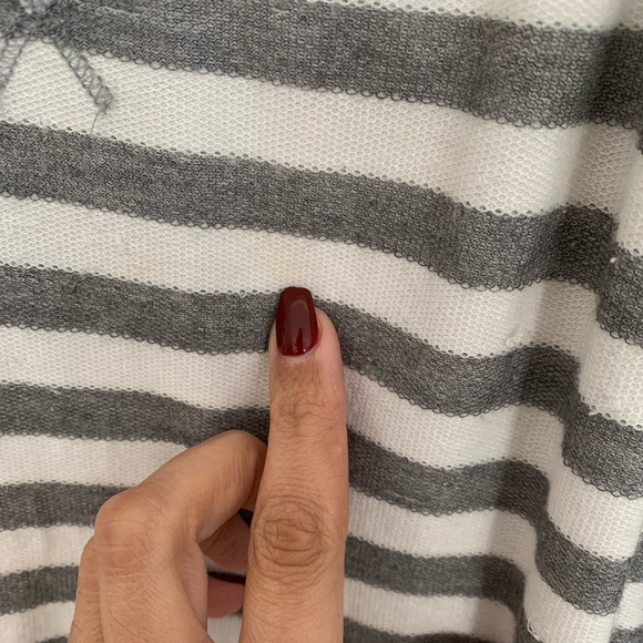 A Pea In The Pod Maternity Stripe Tee Grey Medium - Picture 4 of 7